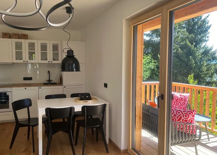 Апартаменты Haus Leeb Бад Кляйнкирххайм